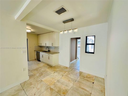 Interior, Kitchen, Pendant Lights