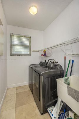 Interior, Washer