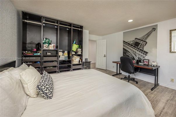 Bedroom, Home Office, Interior, Recessed Lighting, Wood Texture Flooring