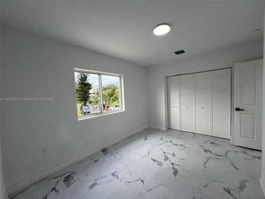 Empty room, Interior, Marble