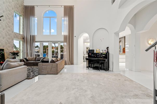 Interior, Living room, Piano