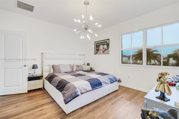 Bedroom, Interior, Pendant Lights, Wood Texture Flooring