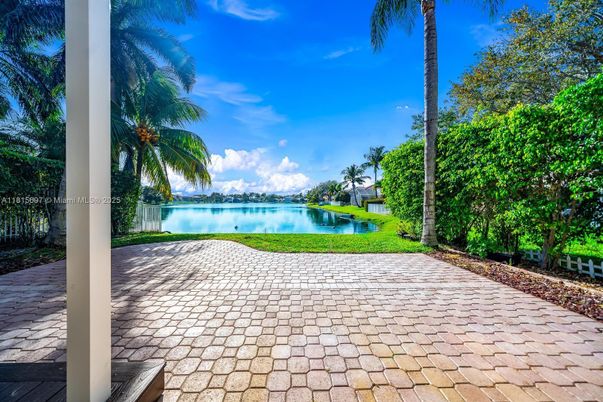 Exterior, Pool, Water