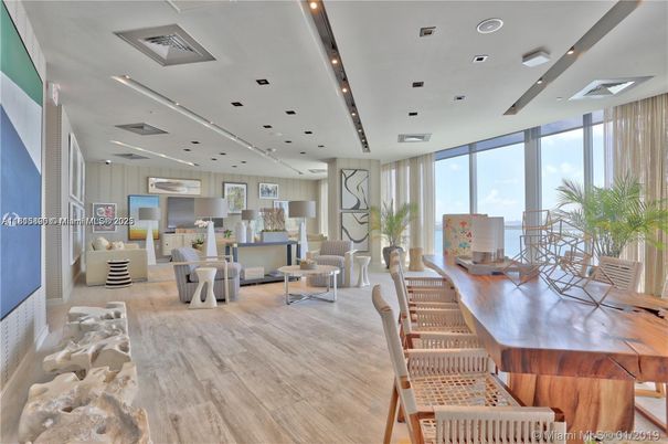 Dining room, Interior, Living room, Recessed Lighting, Wood Texture Flooring