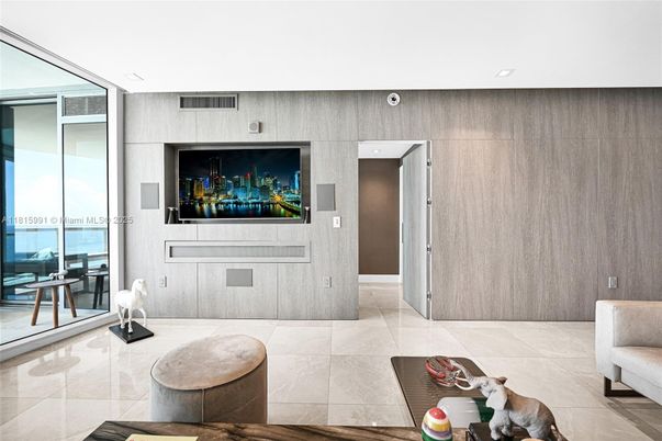 Interior, Recessed Lighting, Water
