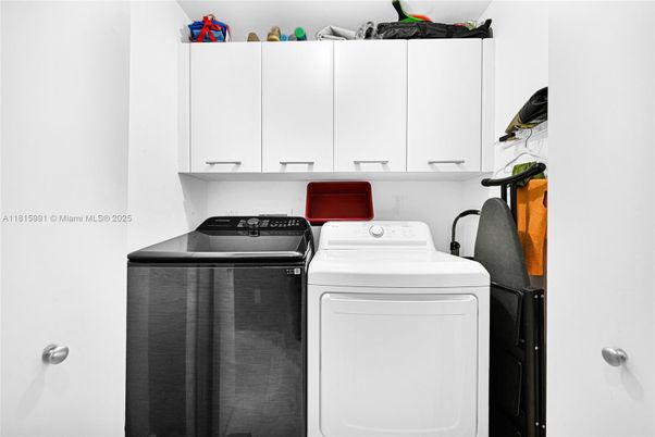 Interior, Washer