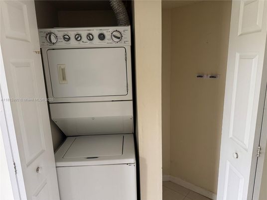 Interior, Utility Closets, Washer