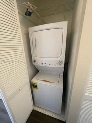 Interior, Utility Closets, Washer