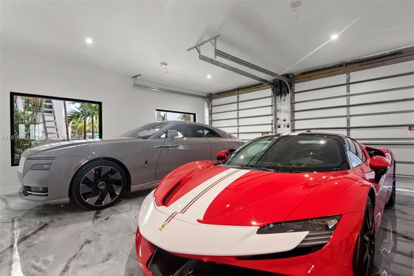 Garage, Interior, Recessed Lighting