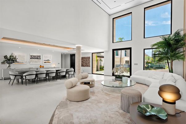 Dining room, Interior, Living room, Recessed Lighting