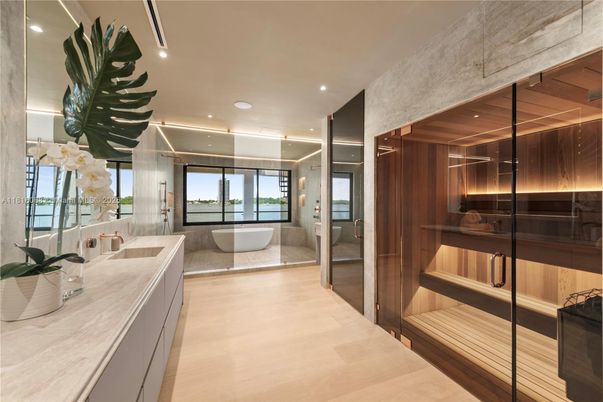 Bathroom, Free Standing Baths, Glass Shower, Interior, Recessed Lighting, Sauna Room, Water