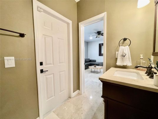 Bathroom, Interior, Marble, Recessed Lighting
