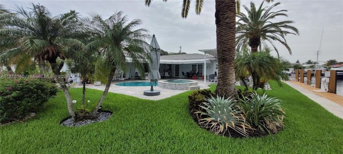 Backyard, Exterior, Pool