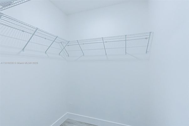 Interior, Walk-in Closets