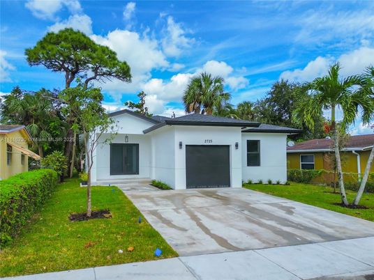 Attached, Backyard, Exterior, Facade, Ranch