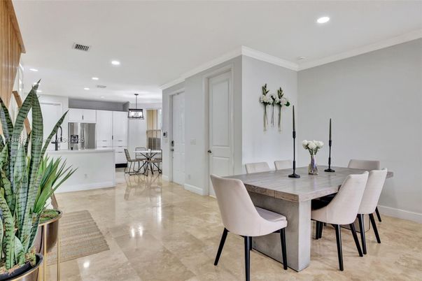 Dining room, Interior, Kitchen, Pendant Lights, Recessed Lighting