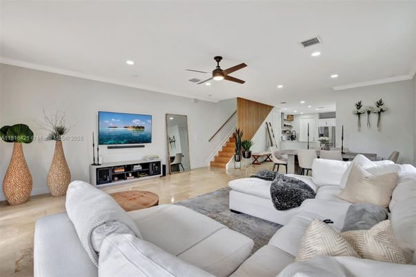 Dining room, Interior, Kitchen, Living room, Recessed Lighting