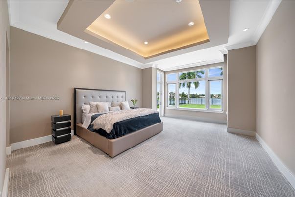 Bedroom, Interior, Recessed Lighting, Water