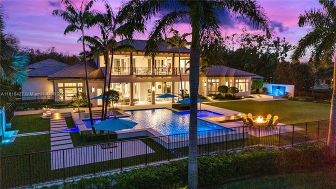 Backyard, Exterior, Pool