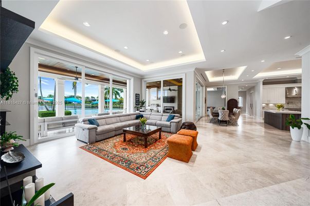 Interior, Kitchen, Living room, Recessed Lighting, Water