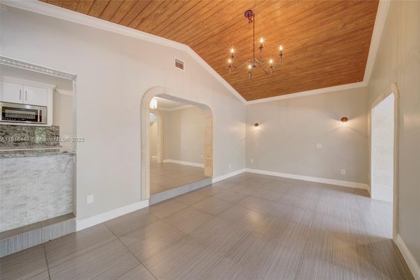 Chandelier, Empty room, Interior, Wooden Ceilings