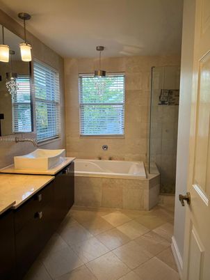 Bathroom, Interior, Pendant Lights