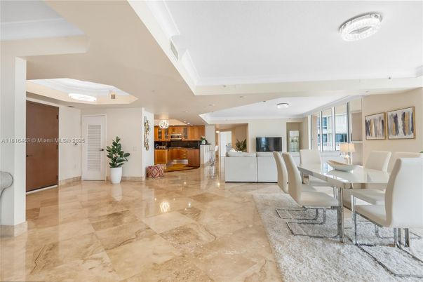Dining room, Interior, Kitchen, Living room