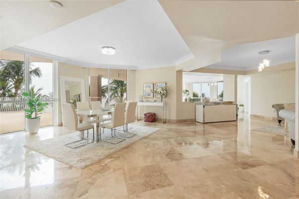Dining room, Interior, Pendant Lights