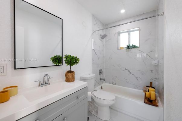 Bathroom, Interior, Marble Walls, Recessed Lighting