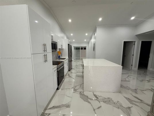 Interior, Kitchen, Marble, Recessed Lighting