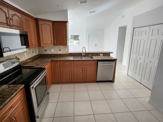 Interior, Kitchen, Recessed Lighting