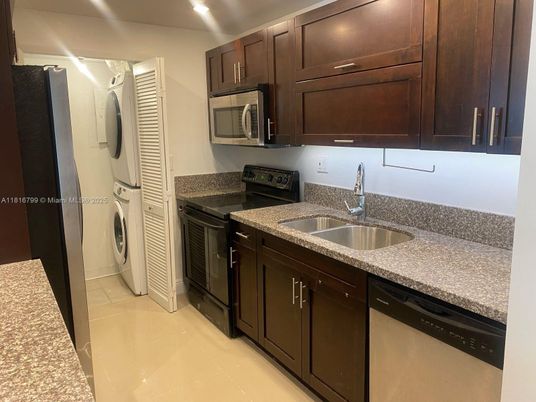 Interior, Kitchen, Washer