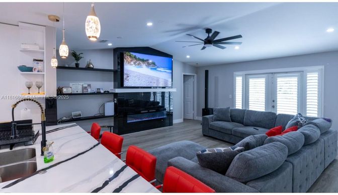 Fireplace, Interior, Living room, Pendant Lights, Recessed Lighting, Wood Texture Flooring