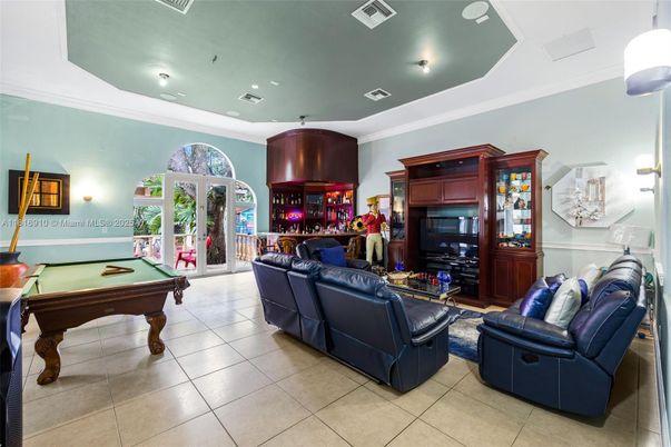 Billiard Table, Game Room, Interior, Living room, Recessed Lighting