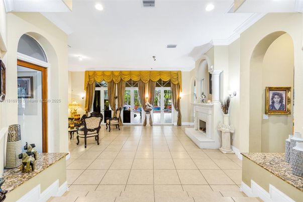 Dining room, Fireplace, Interior, Recessed Lighting