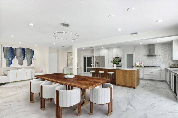 Dining room, Interior, Kitchen, Marble, Pendant Lights, Recessed Lighting, Stainless Steel Appliances
