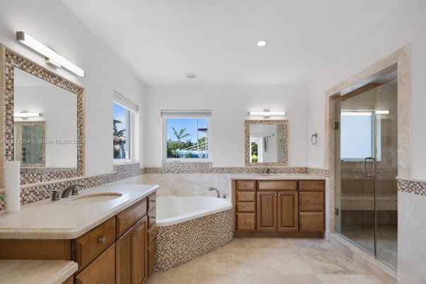 Bathroom, Dual Sink Vanities, Glass Shower, Interior, Recessed Lighting