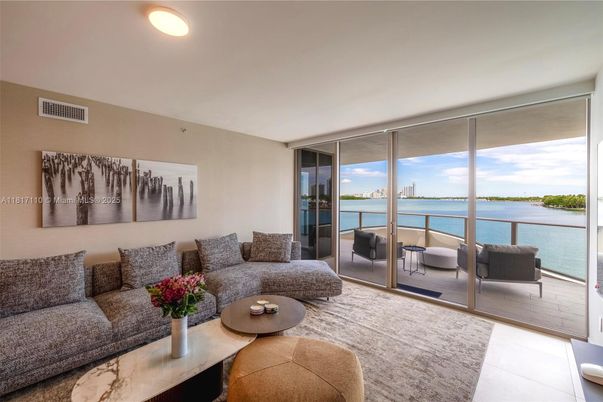 Interior, Living room, Water