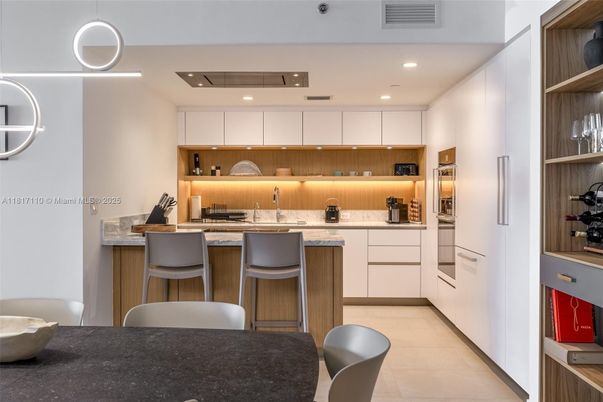 Interior, Kitchen, Recessed Lighting
