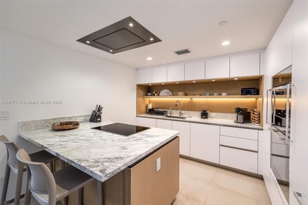 Interior, Kitchen, Recessed Lighting