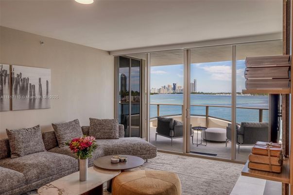 Interior, Living room, Water
