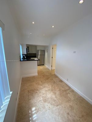 Empty room, Interior, Kitchen, Recessed Lighting