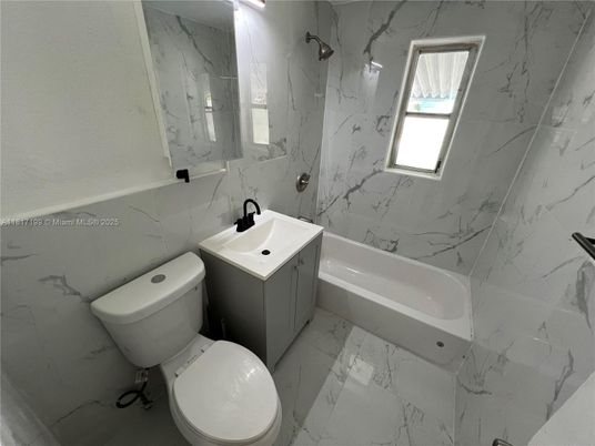 Bathroom, Interior, Marble, Marble Walls
