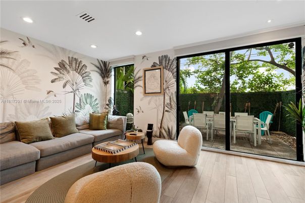 Interior, Living room, Recessed Lighting, Wood Texture Flooring