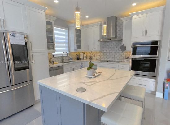 Interior, Kitchen, Pendant Lights, Recessed Lighting, Stainless Steel Appliances