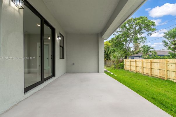 Backyard, Exterior