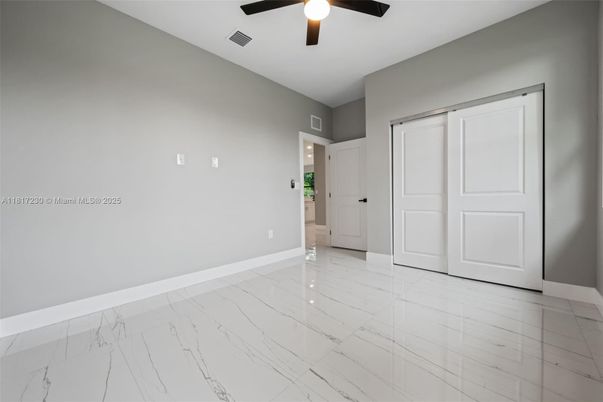 Empty room, Interior, Marble