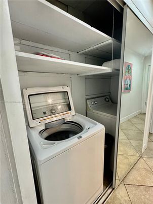 Interior, Utility Closets, Washer
