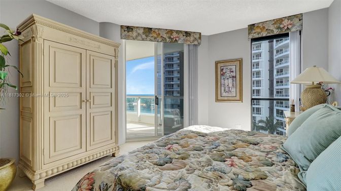Bedroom, Interior, Water