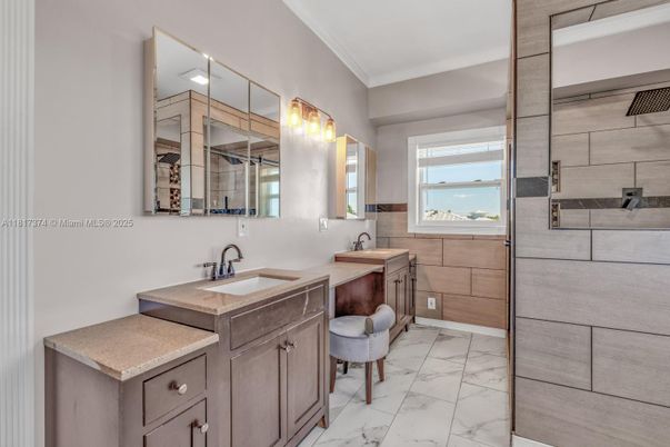 Bathroom, Dual Sink Vanities, Interior, Marble